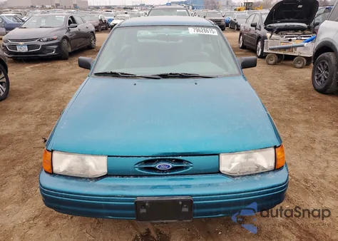 1995 Ford Escort Lx z USA, uszkodzony, nr VIN 1FASP11J4SW337102
